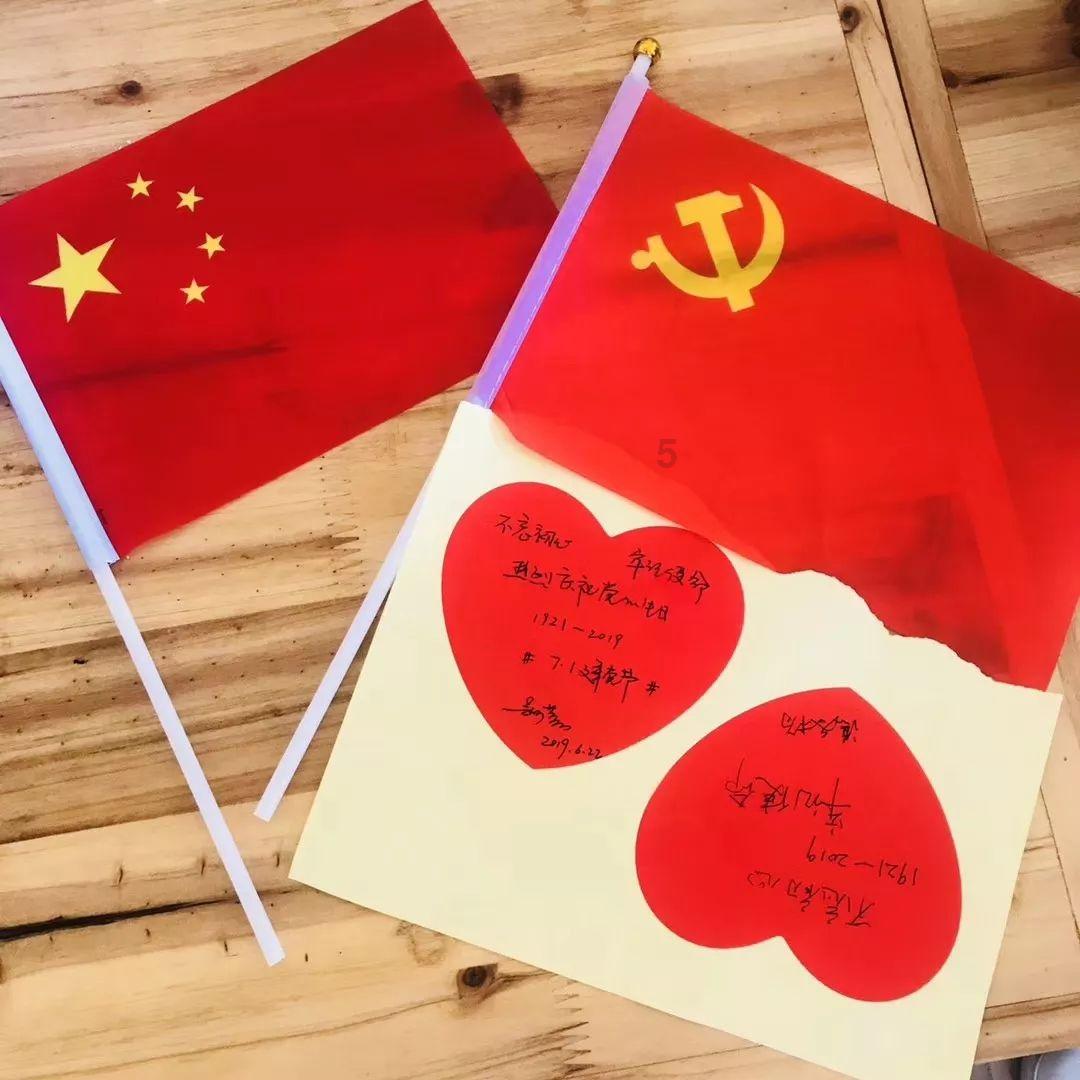 小猫钓鱼游戏龙王版有船