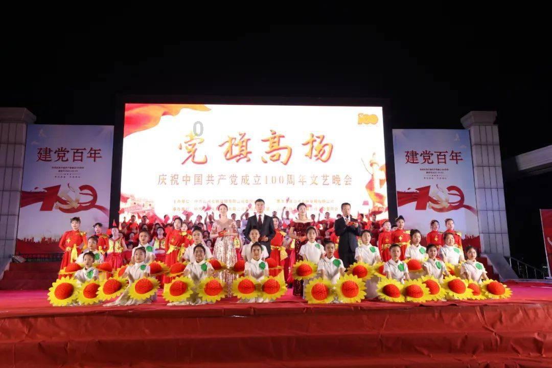 靠近嘴边能闻到宝宝嘴巴臭，这是怎么回事？
