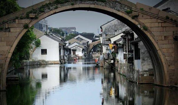 孤岛惊魂4